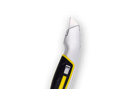 Flerfarvet hobbykniv med sort og gul håndtag og skarp, skråt skåret klinge.