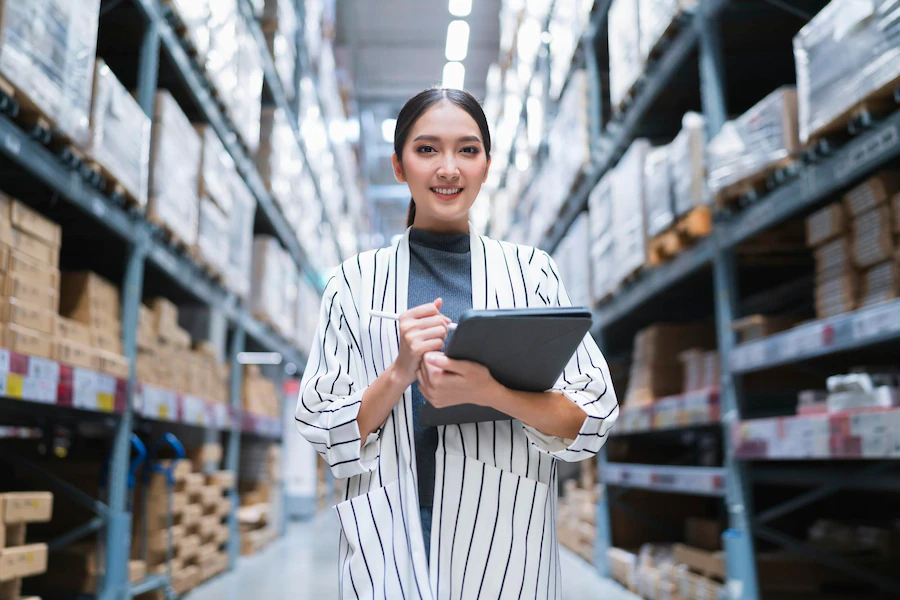 The Bluecore Staffing team has warehouse operational management experience in our office that moved from warehouse, distribution, and manufacturing to staffing.