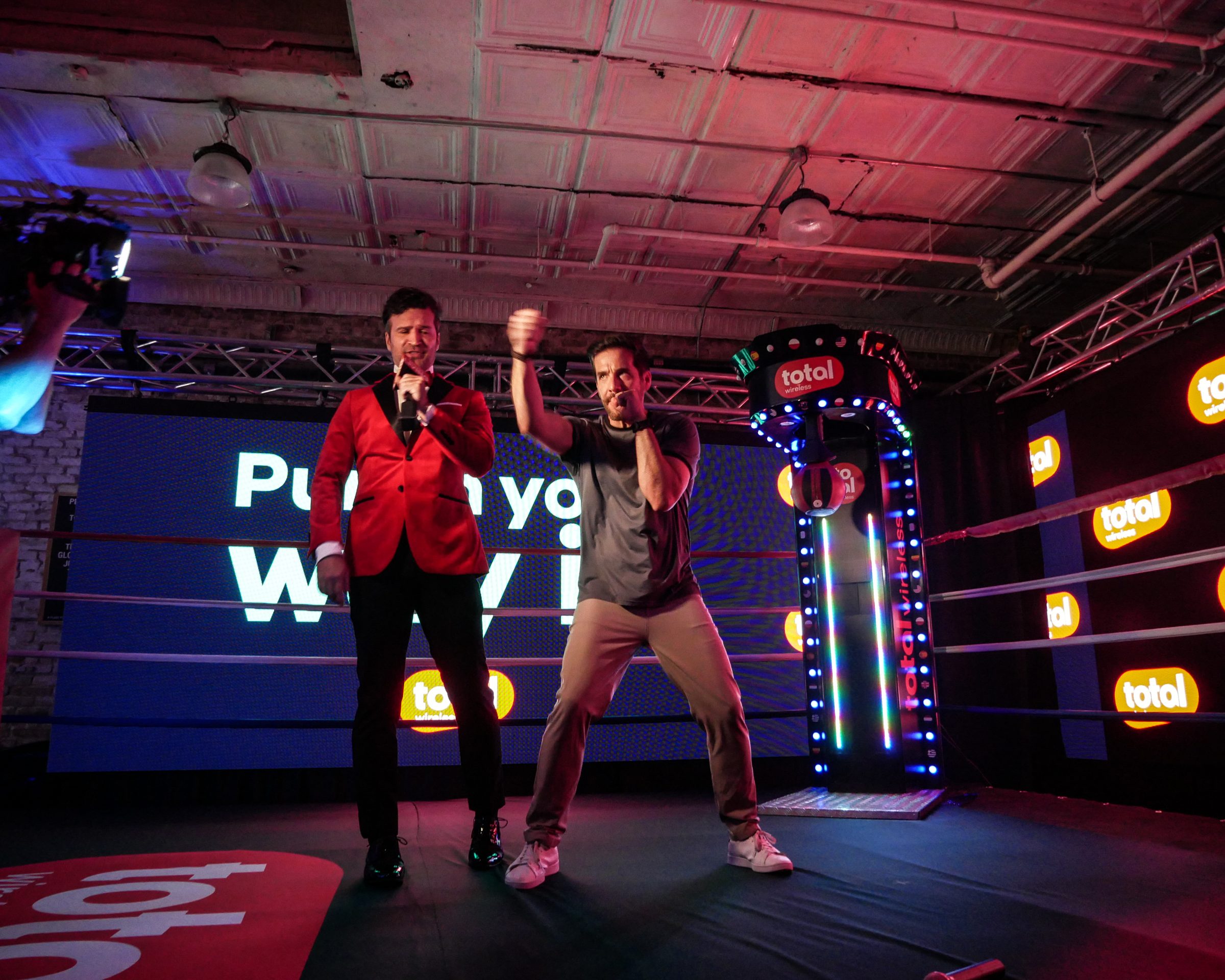 Total Wireless: Punch Your Way In
