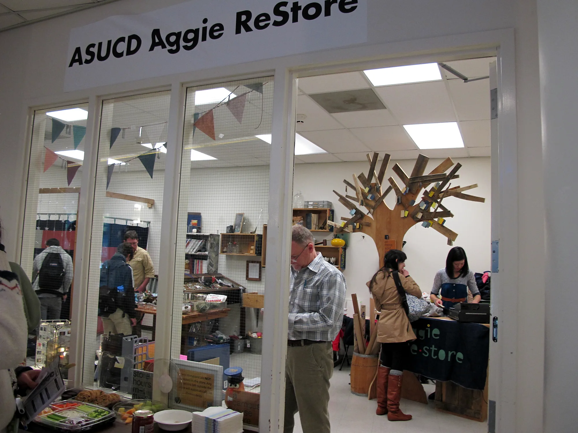 The ASUCD Aggie ReStore