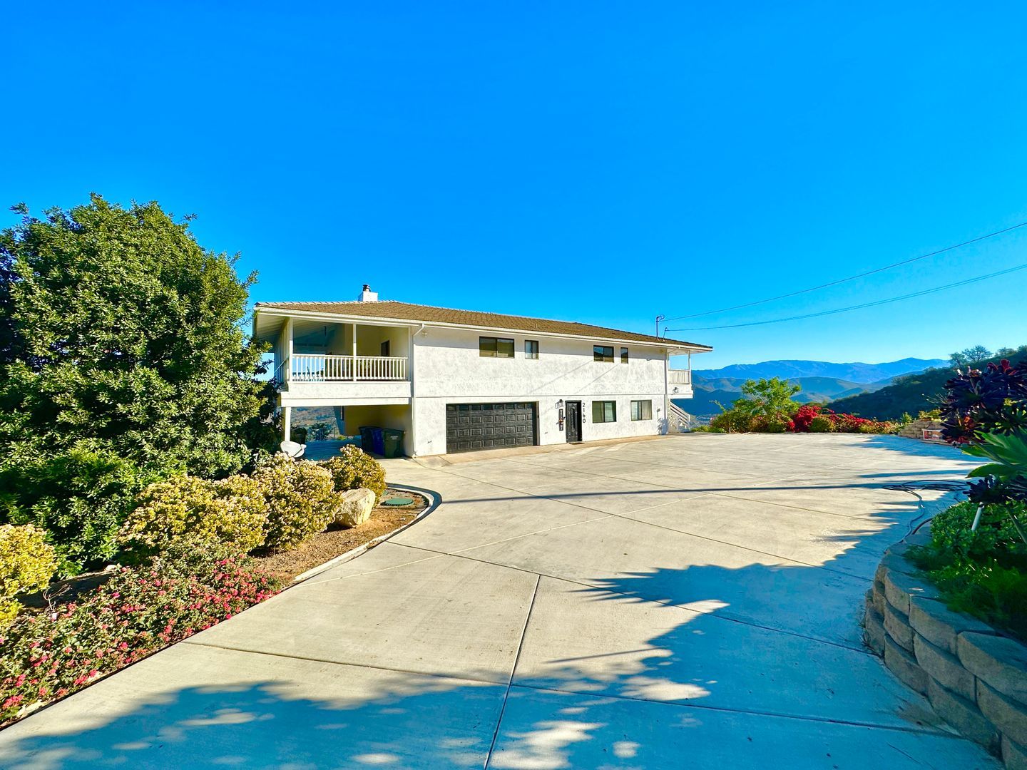 2160 Puerto Del Mundo, Fallbrook