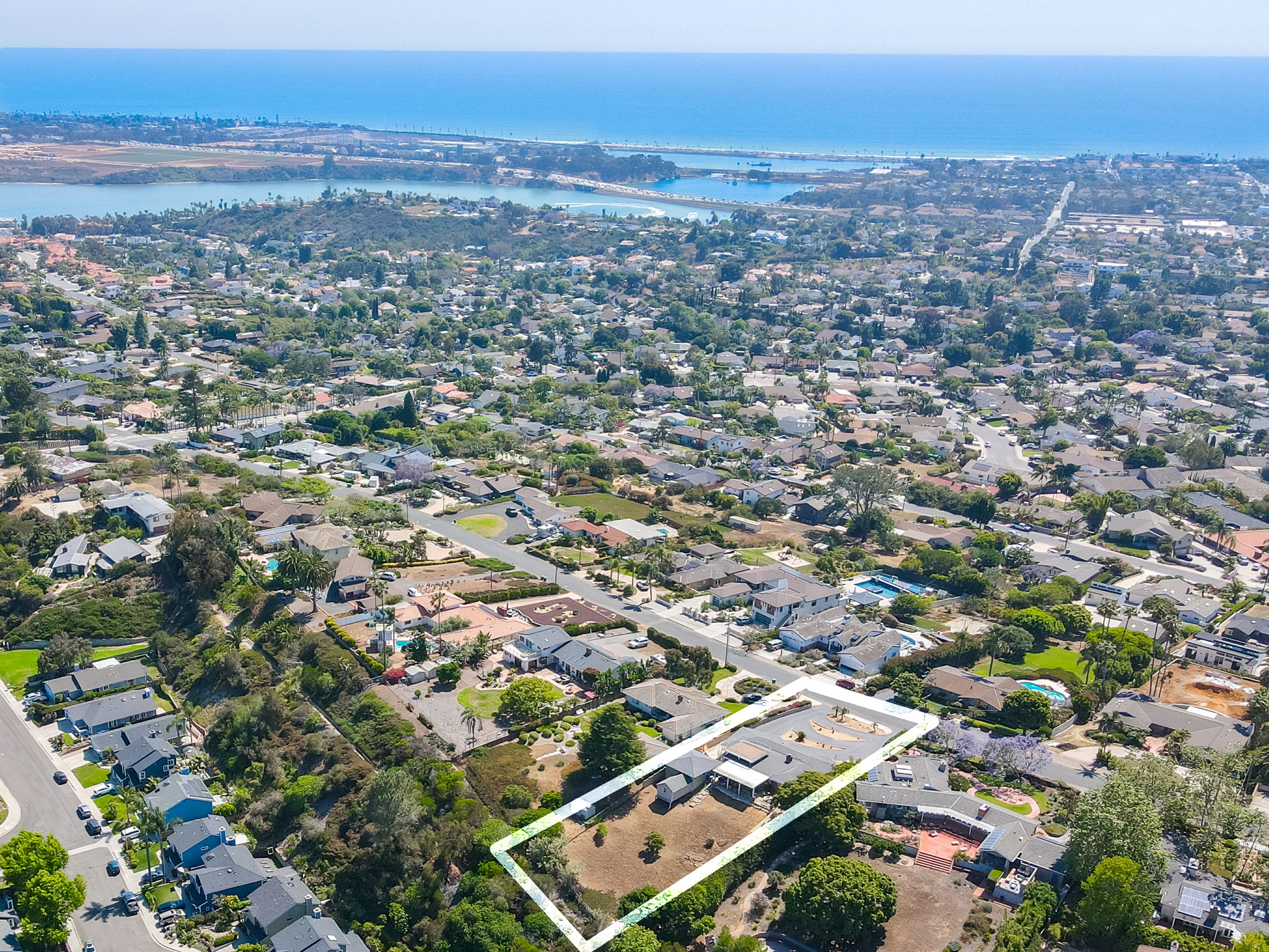 3958 Skyline Rd, Carlsbad