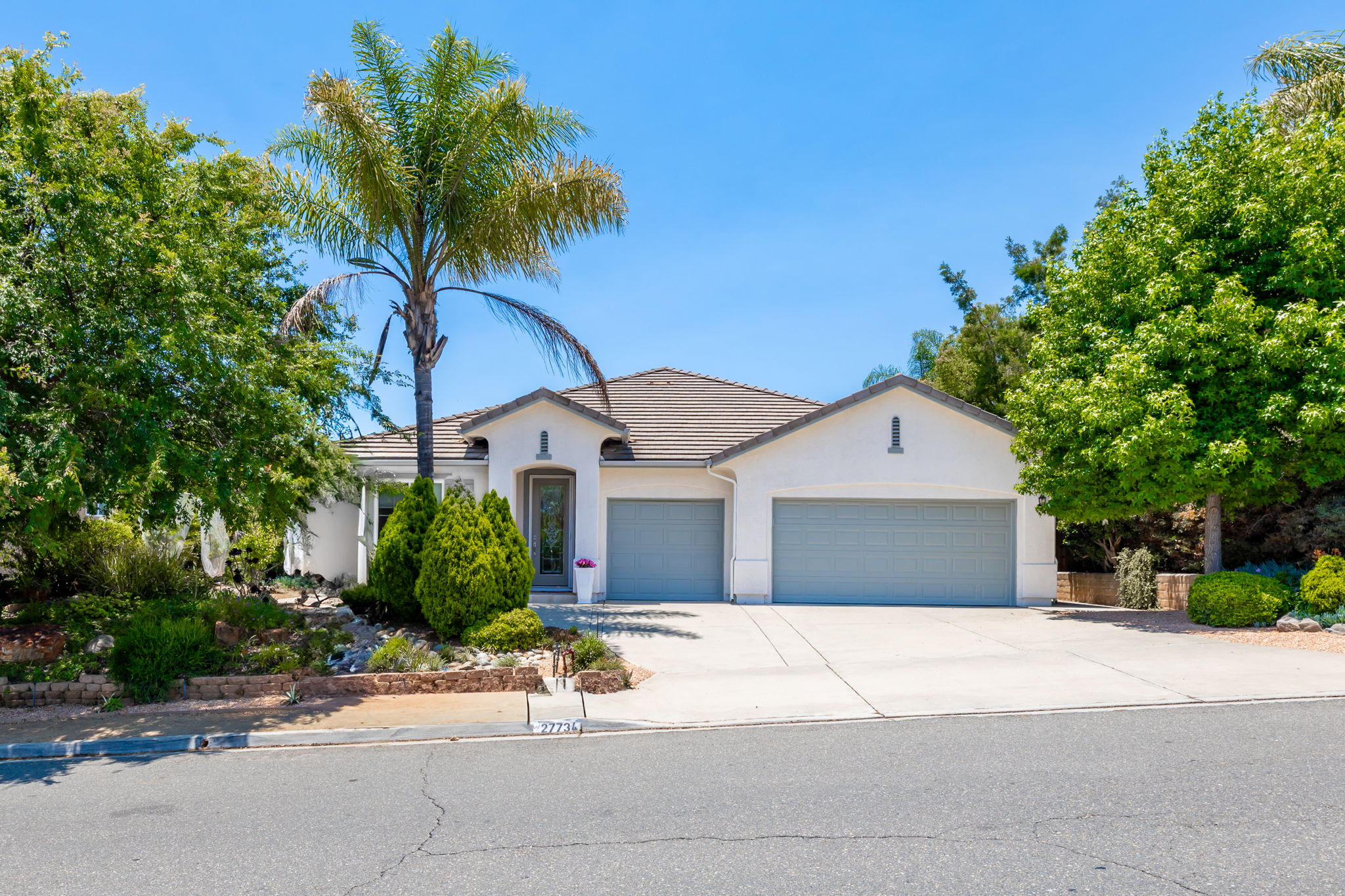 27734 Granite Ridge Rd, Escondido