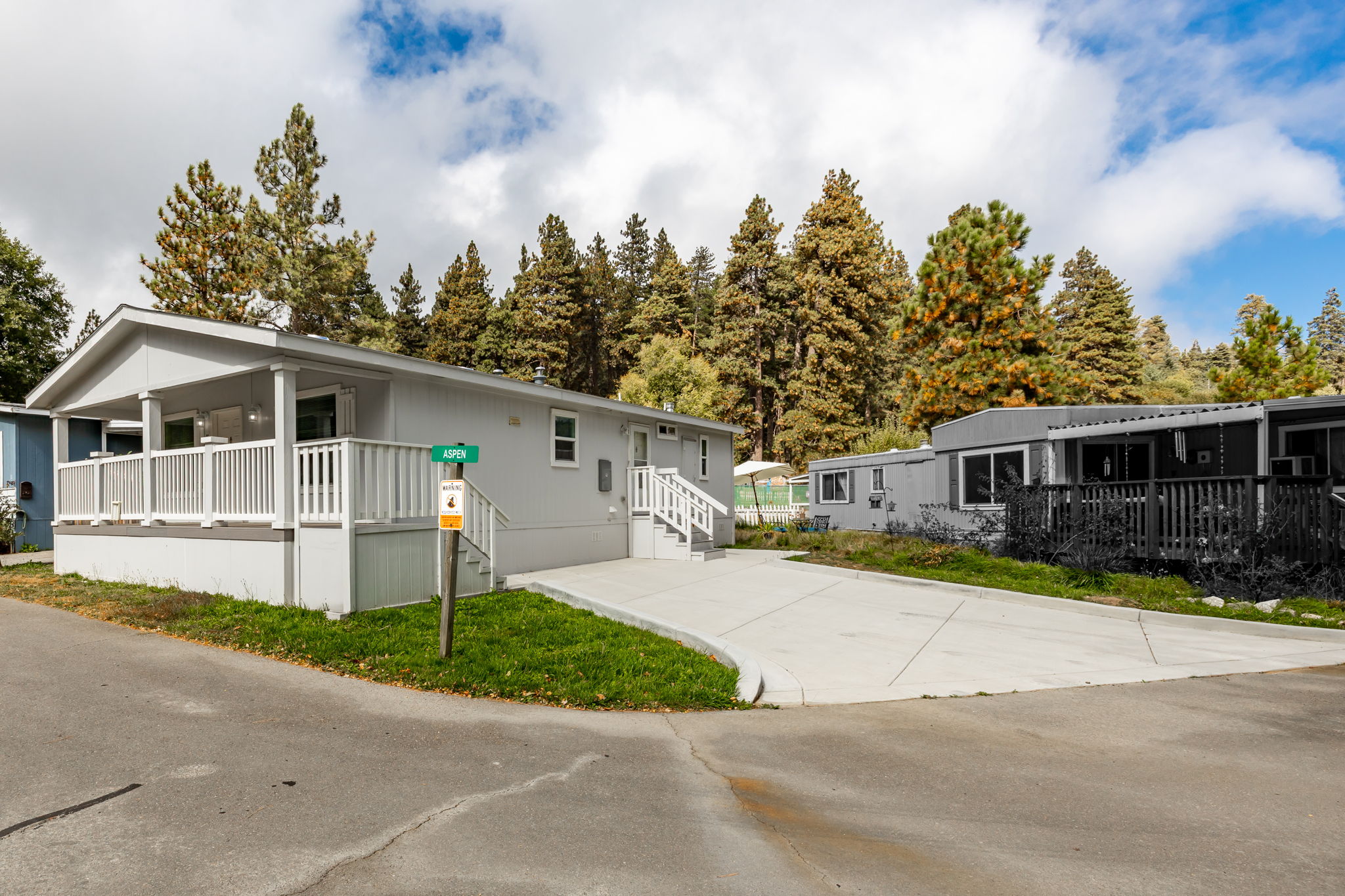 22899 Byron Rd 92, Crestline