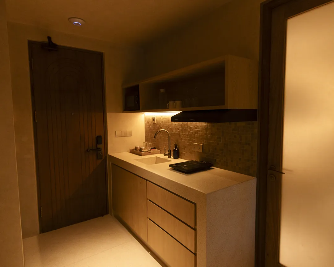 Kitchenette and entry of a suite at Atrium Lombok