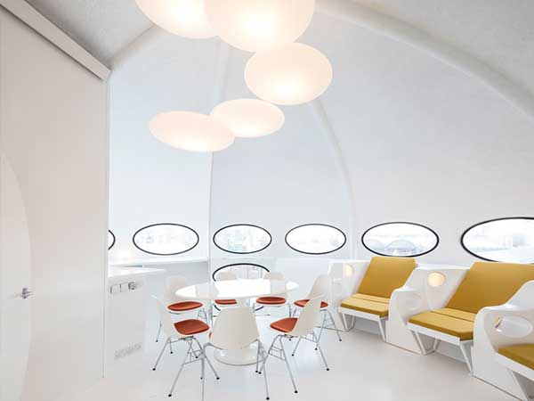 University of Arts London (UAL)