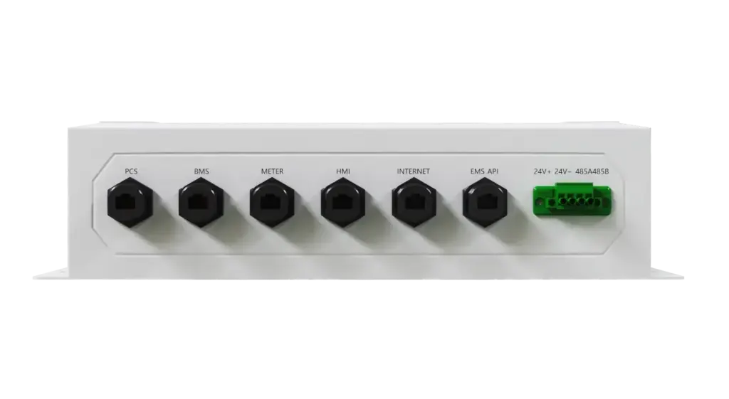 FFD POWER ANYPORT-Anschlussmodul in Frontalansicht mit beschrifteten Ports für PCS, BMS, Meter, HMI, Internet und EMS API