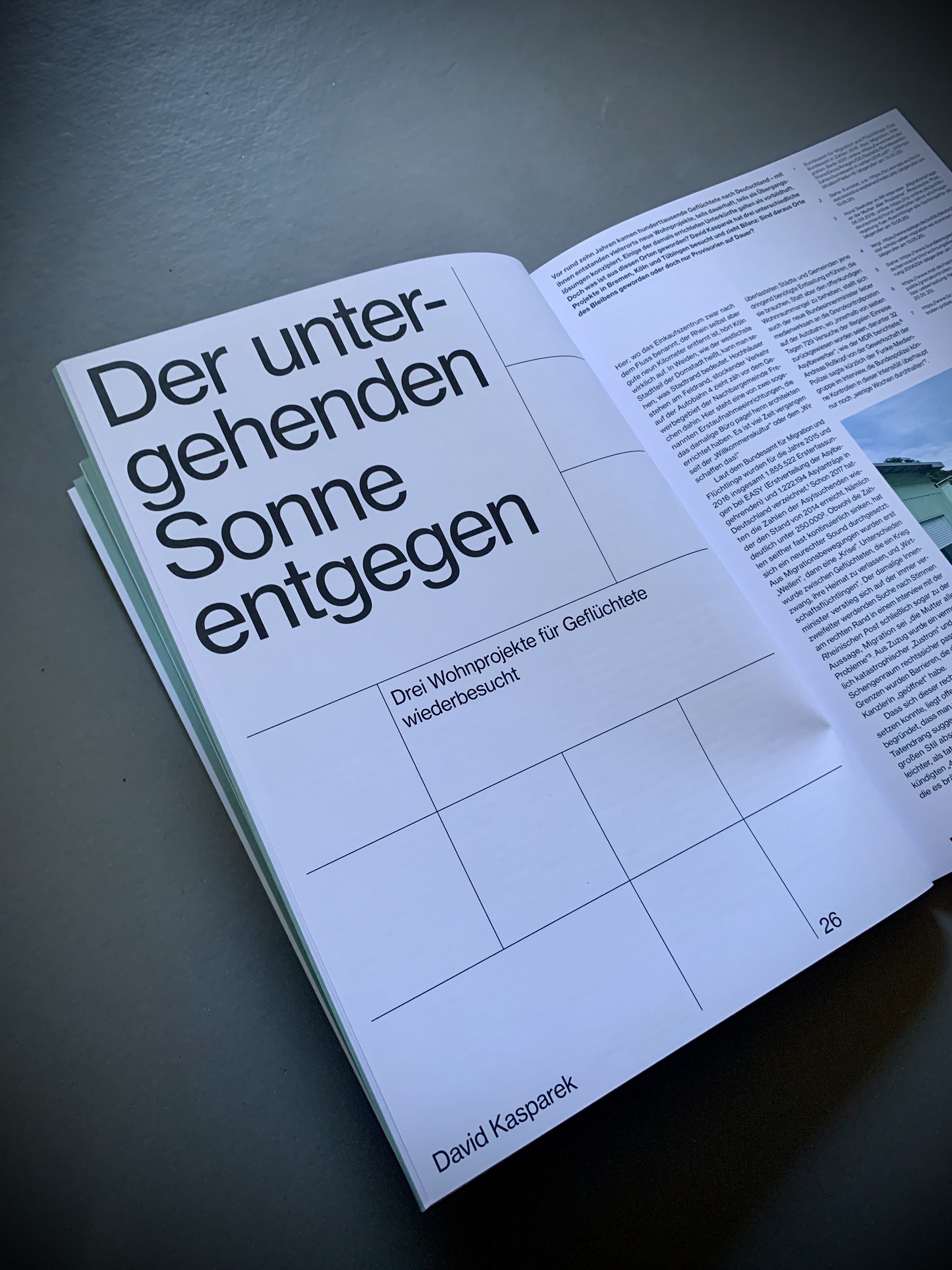 Der untergehenden Sonne entgegen