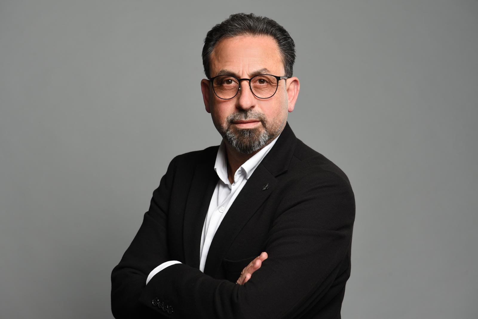 Porträt von Tevfik Yağcı
