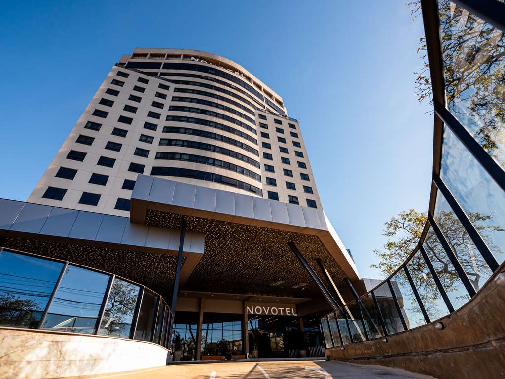 Fachada do hotel