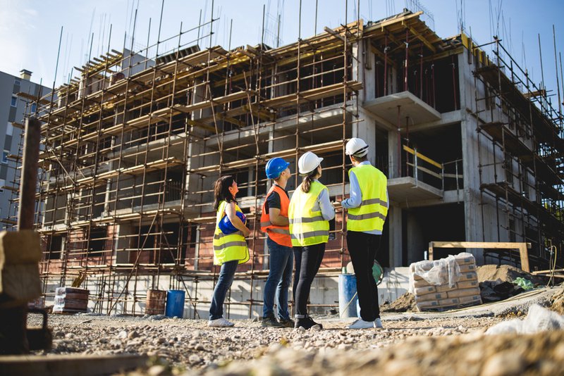 Effectively advertising to contractors can open the door to long-term business relationships and recurring project opportunities.