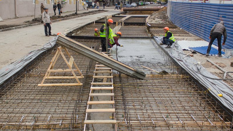 For B2B brands looking to connect with concrete and pavement contractors, association media offers one of the most reliable ways.