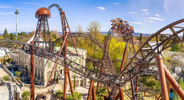 Parc d'attractions à quelques kilomètres de l'Hôtel d'Alsace, sortie idéale en famille