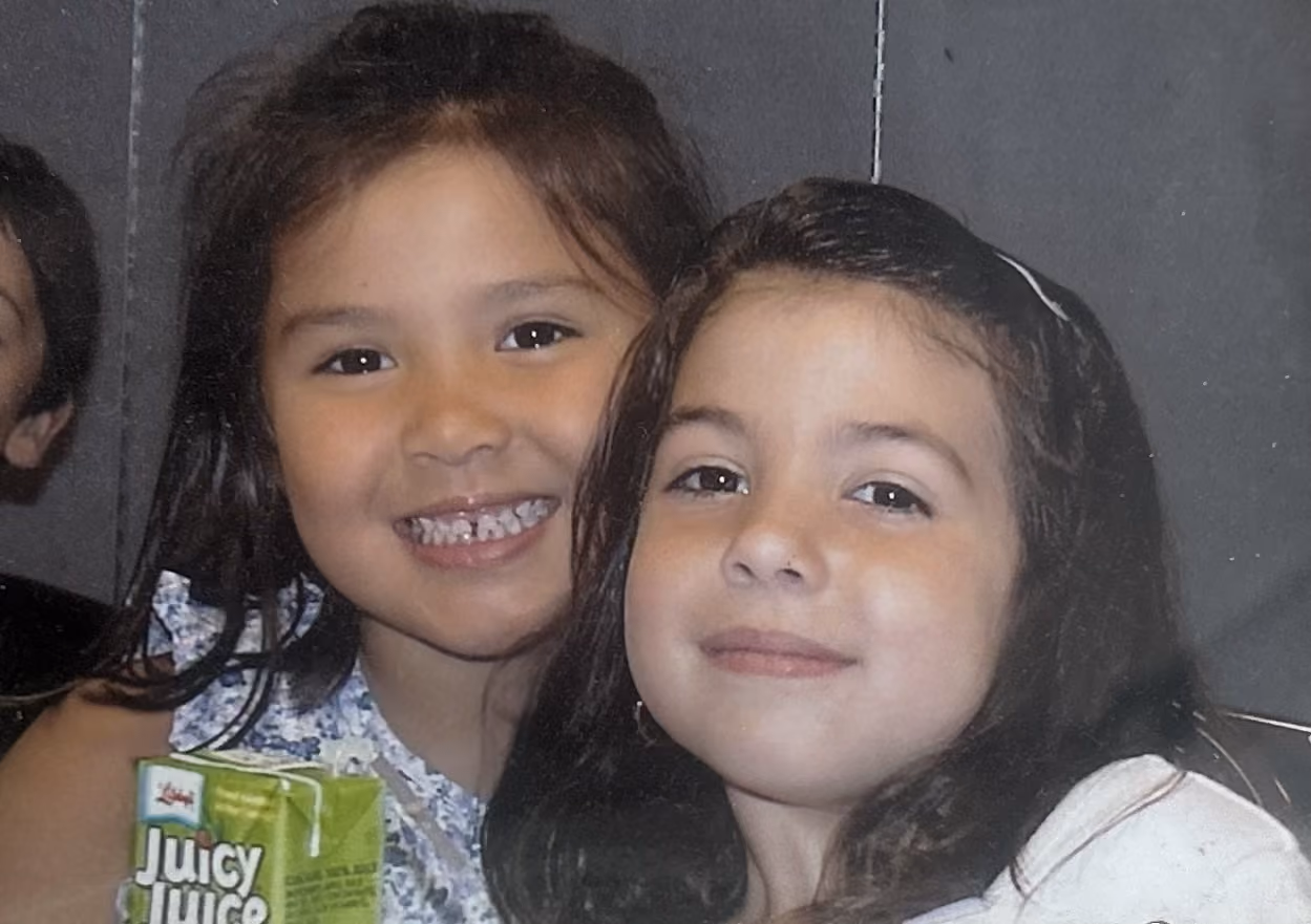 Co-owners Rachel and Emma as preschoolers, the friendship that started RDA