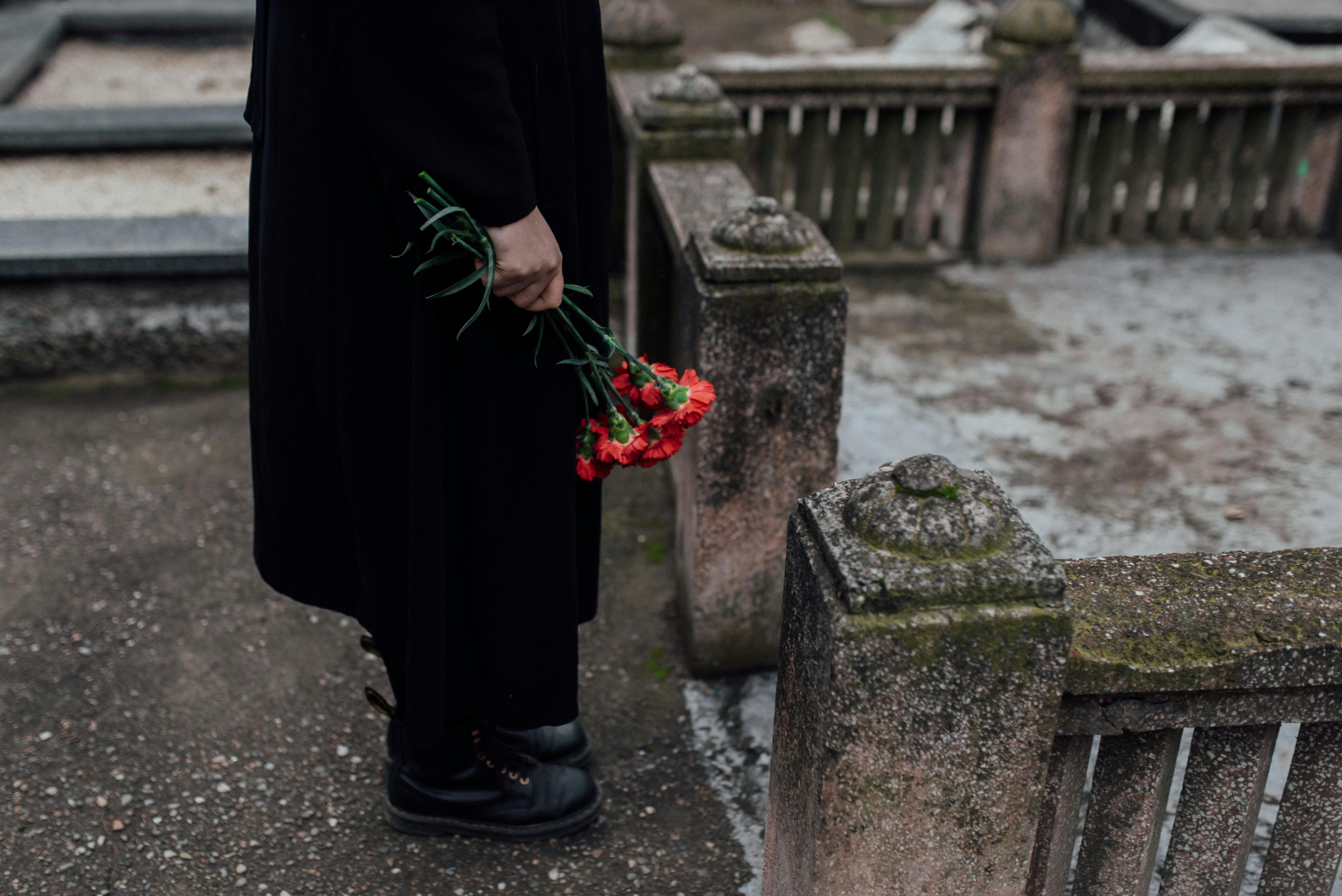 The Moments After a Death