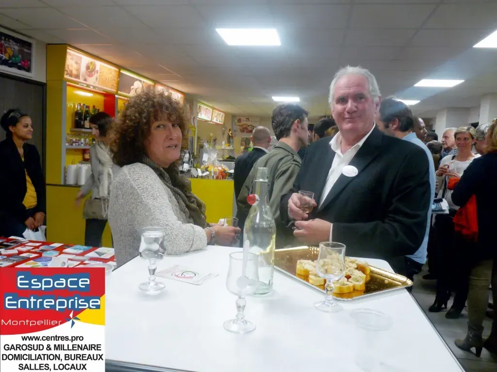 Afterwork Pitch Elevator Club LR avril 2017 à Montpellier : moment de networking entre les participants