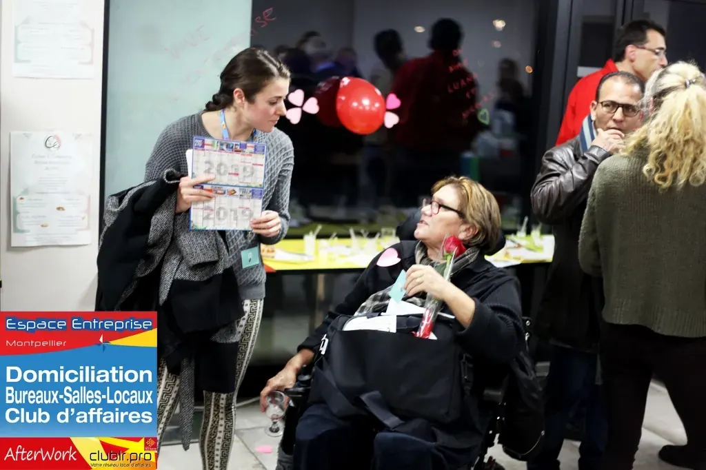 Afterwork Pitch Elevator Club LR février 2019 à Montpellier : moment de networking entre les participants