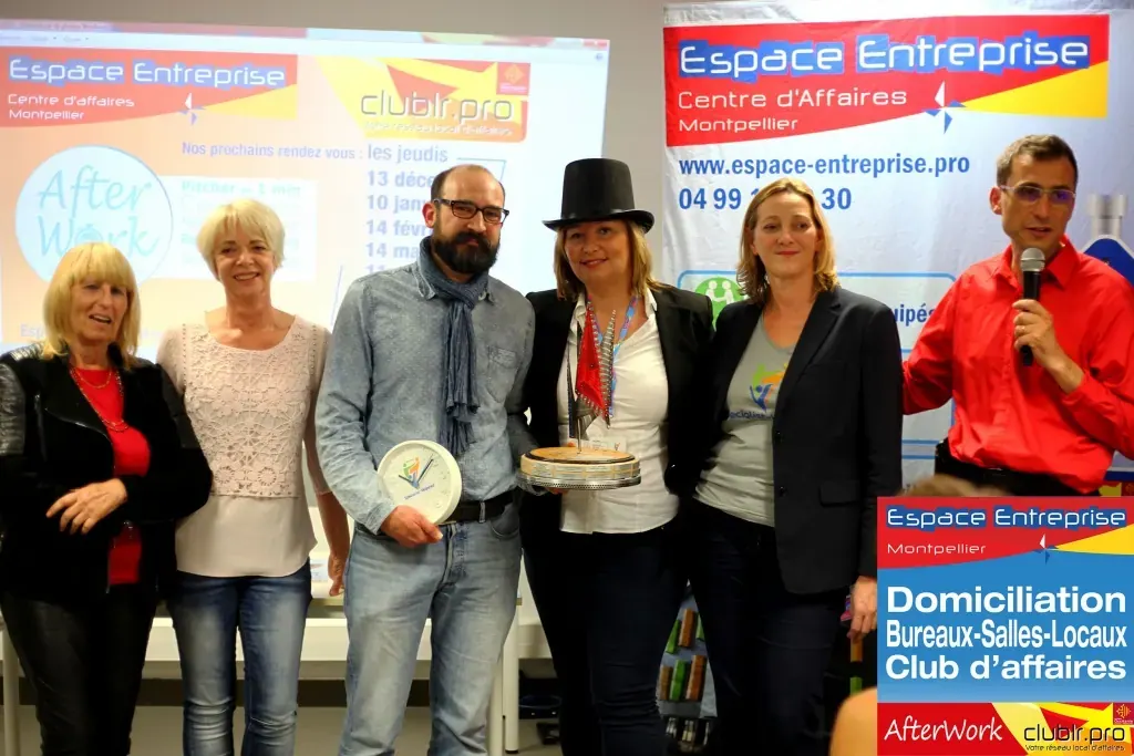 Afterwork Pitch Elevator Club LR avril 2019 à Montpellier : remise du trophée du pitch de la soirée