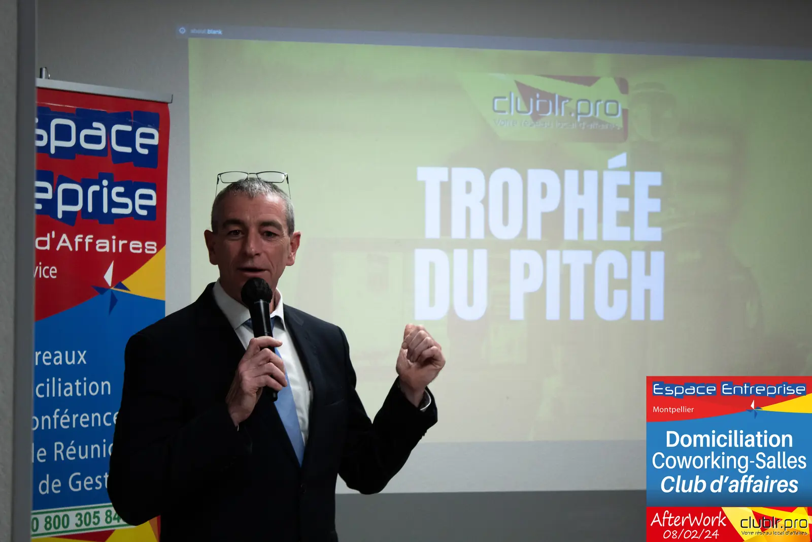 Afterwork Pitch Elevator Club LR février 2024 à Montpellier : remise du trophée du pitch de la soirée