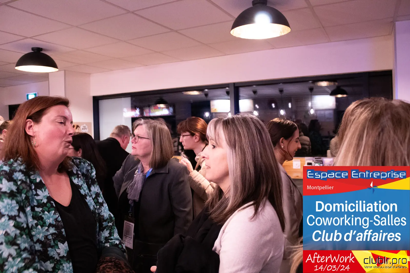 Afterwork Pitch Elevator Club LR mars 2024 à Montpellier : moment de networking entre les participants
