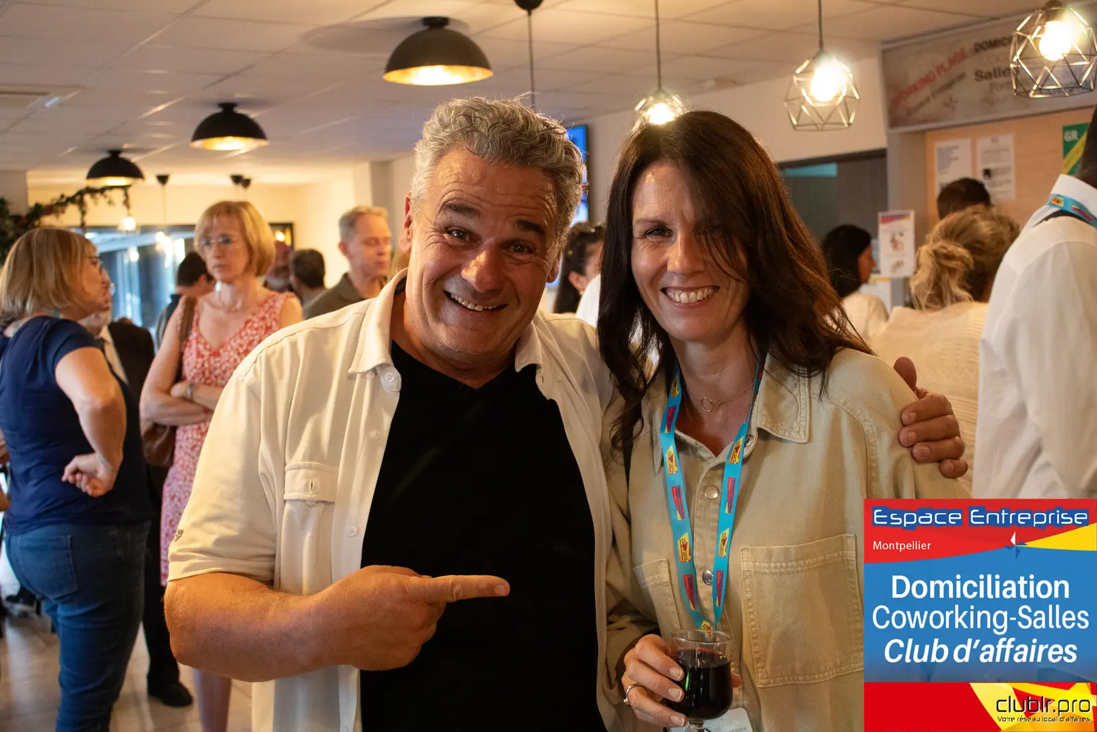 Afterwork Pitch Elevator Club LR juin 2024 à Montpellier : moment de networking entre les participants