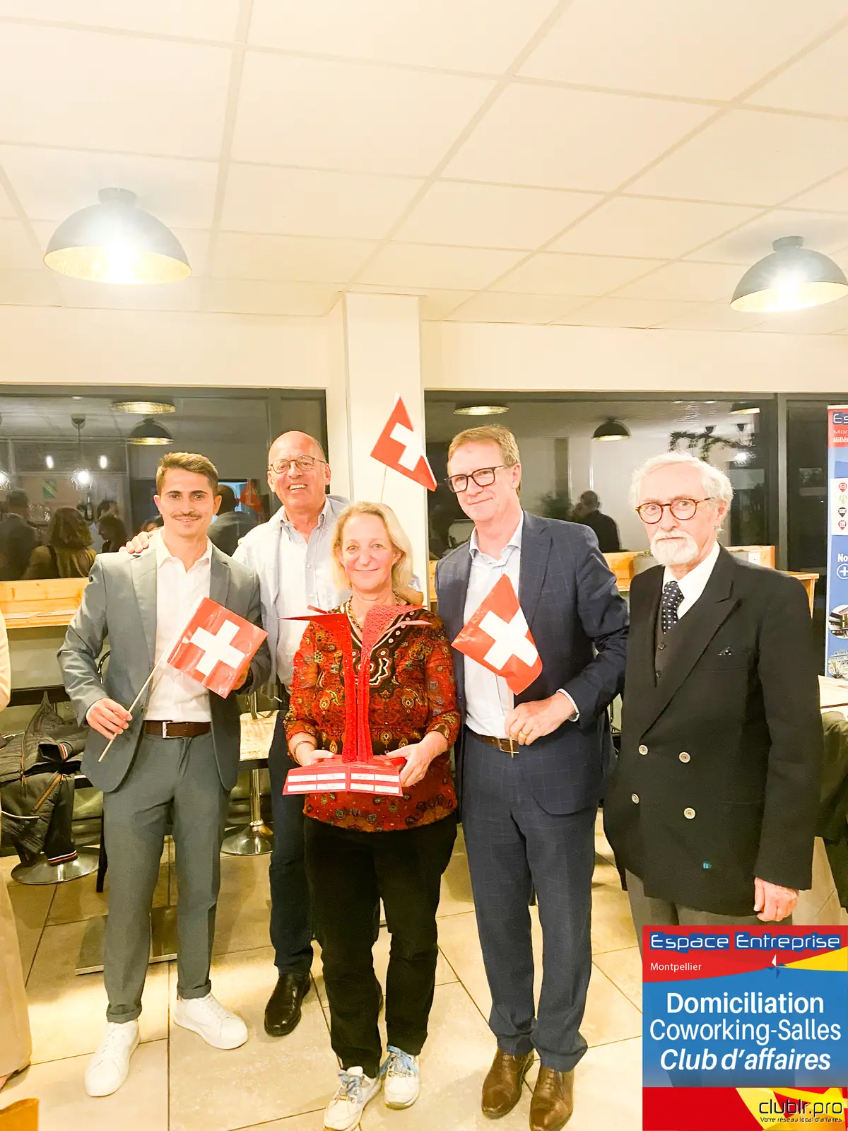 Afterwork Pitch Elevator Club LR octobre 2024 à Montpellier : photo de groupe des participants