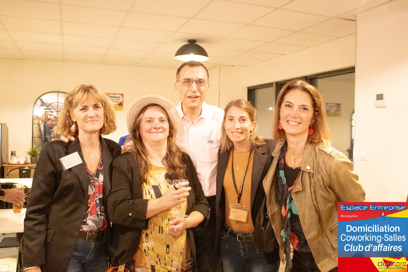 Afterwork Pitch Elevator Club LR octobre 2024 à Montpellier : photo de groupe des participants