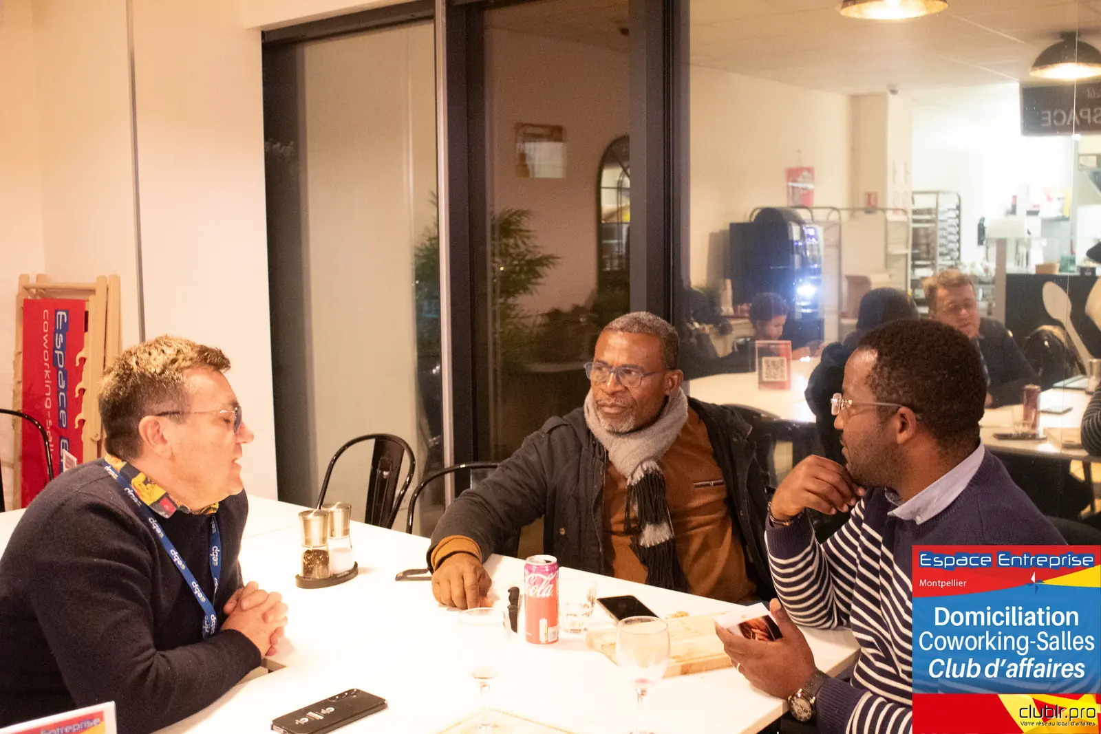 Afterwork Pitch Elevator Club LR décembre 2024 à Montpellier : espace restauration et cocktail de la soirée