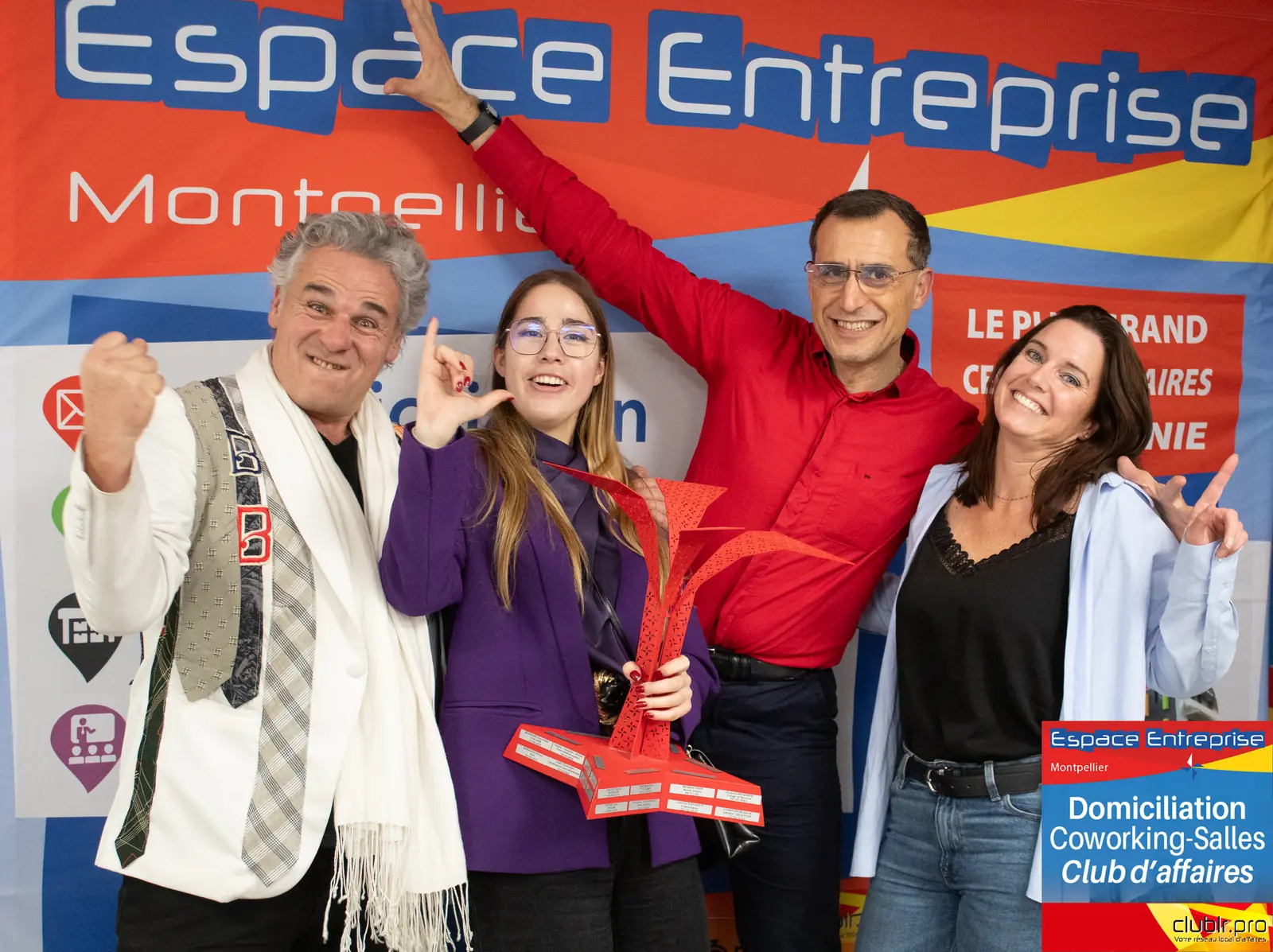 Afterwork Pitch Elevator Club LR janvier 2025 à Montpellier : remise du trophée du pitch de la soirée