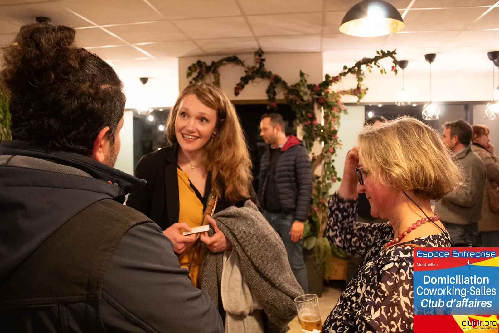 Afterwork Pitch Elevator Club LR janvier 2025 à Montpellier : moment de networking entre les participants