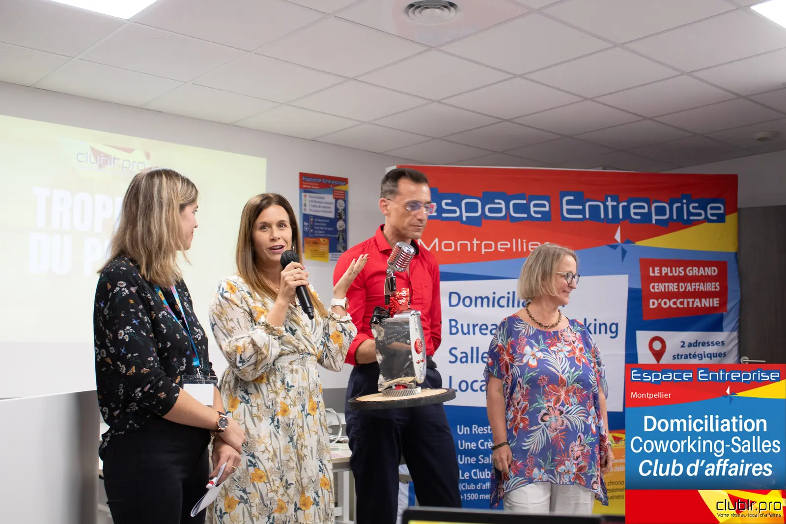 Afterwork Pitch Elevator Club LR octobre 2025 à Montpellier : remise du trophée du pitch de la soirée