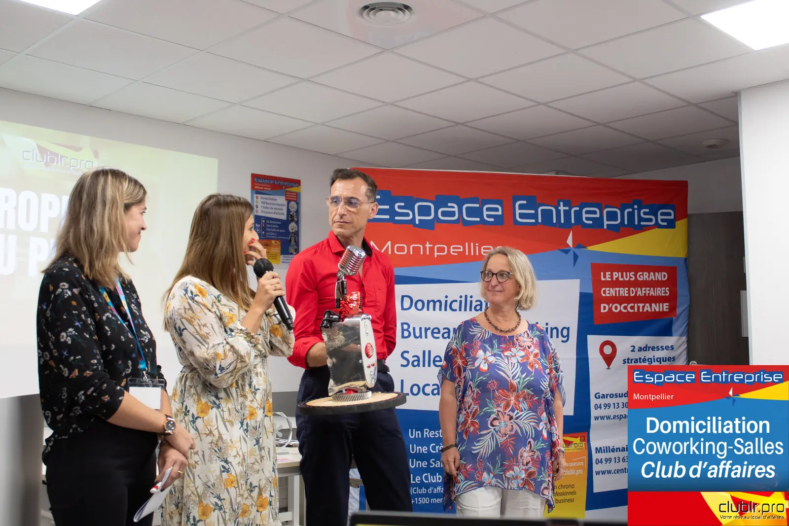 Afterwork Pitch Elevator Club LR octobre 2025 à Montpellier : remise du trophée du pitch de la soirée