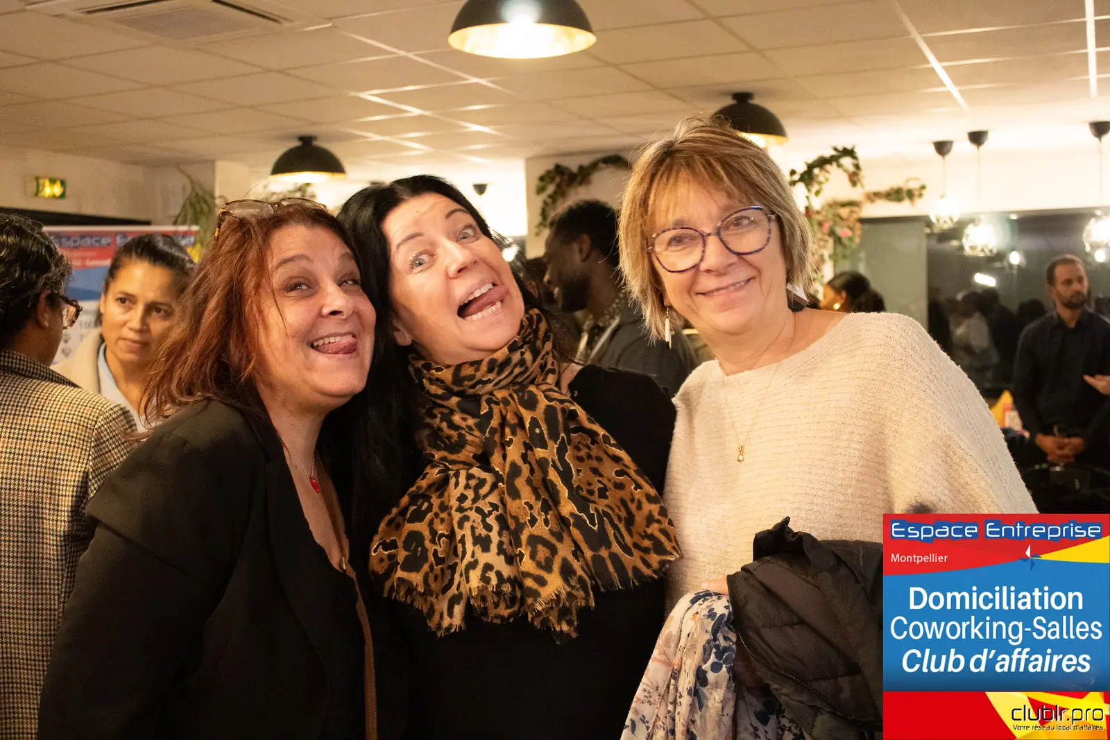 Afterwork Pitch Elevator Club LR novembre 2025 à Montpellier : moment de networking entre les participants