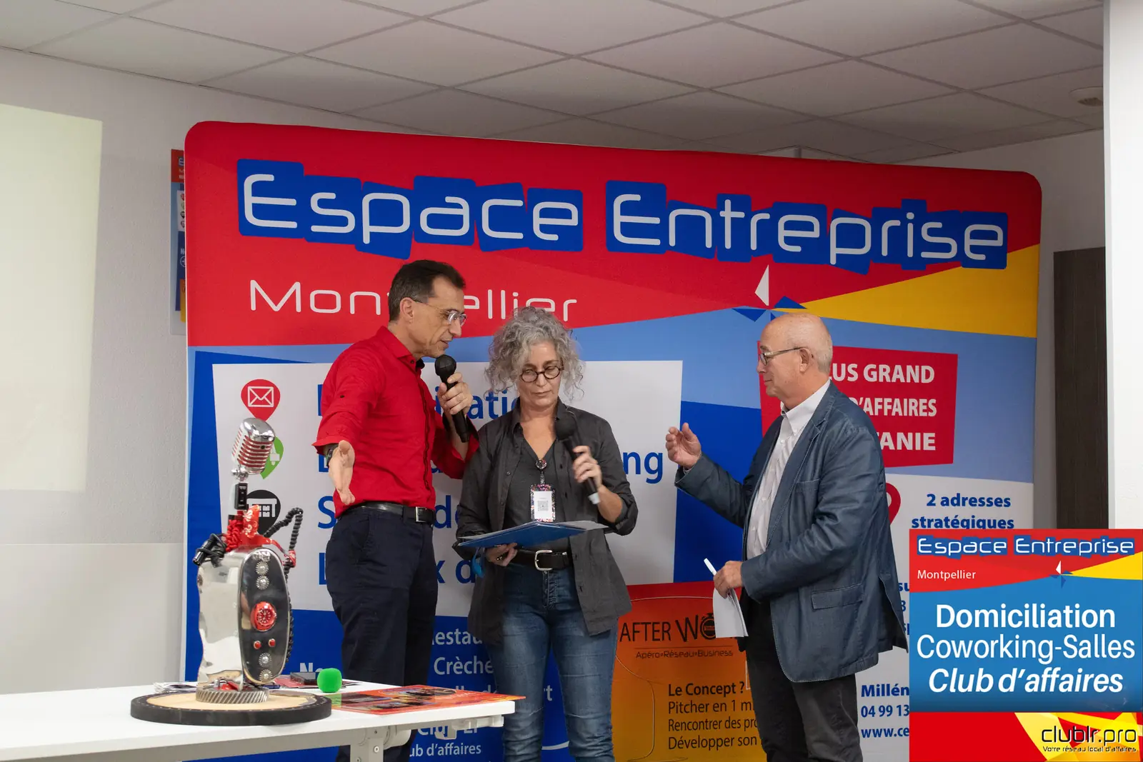 Afterwork Pitch Elevator Club LR décembre 2025 à Montpellier : remise du trophée du pitch de la soirée