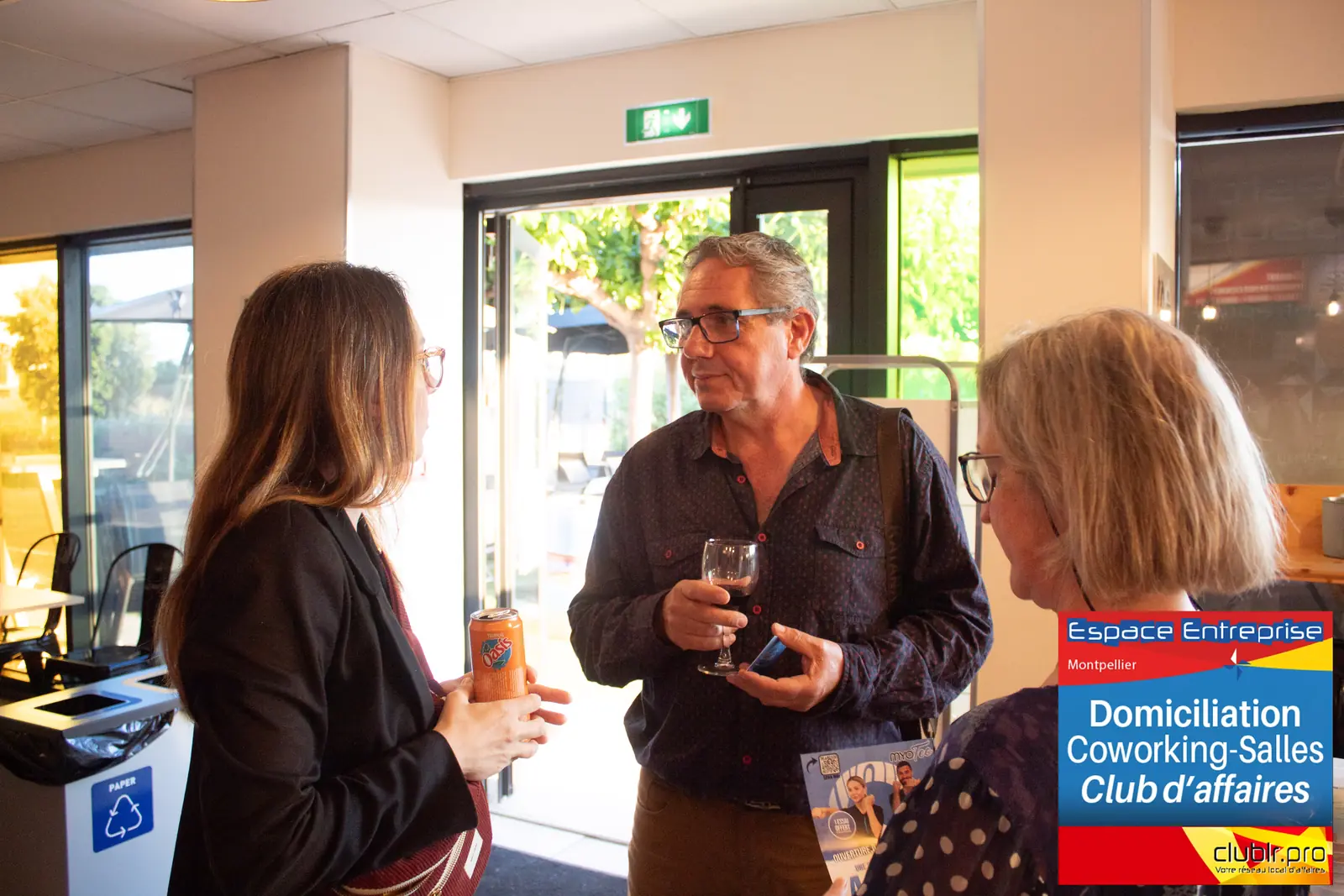 Afterwork Pitch Elevator Club LR mai 2026 à Montpellier : moment de networking entre les participants