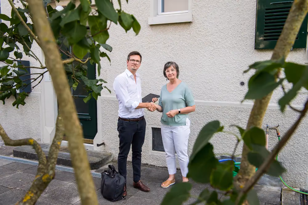 Bei Fixpreis-Maklern verlieren die Hausbesitzer:innen