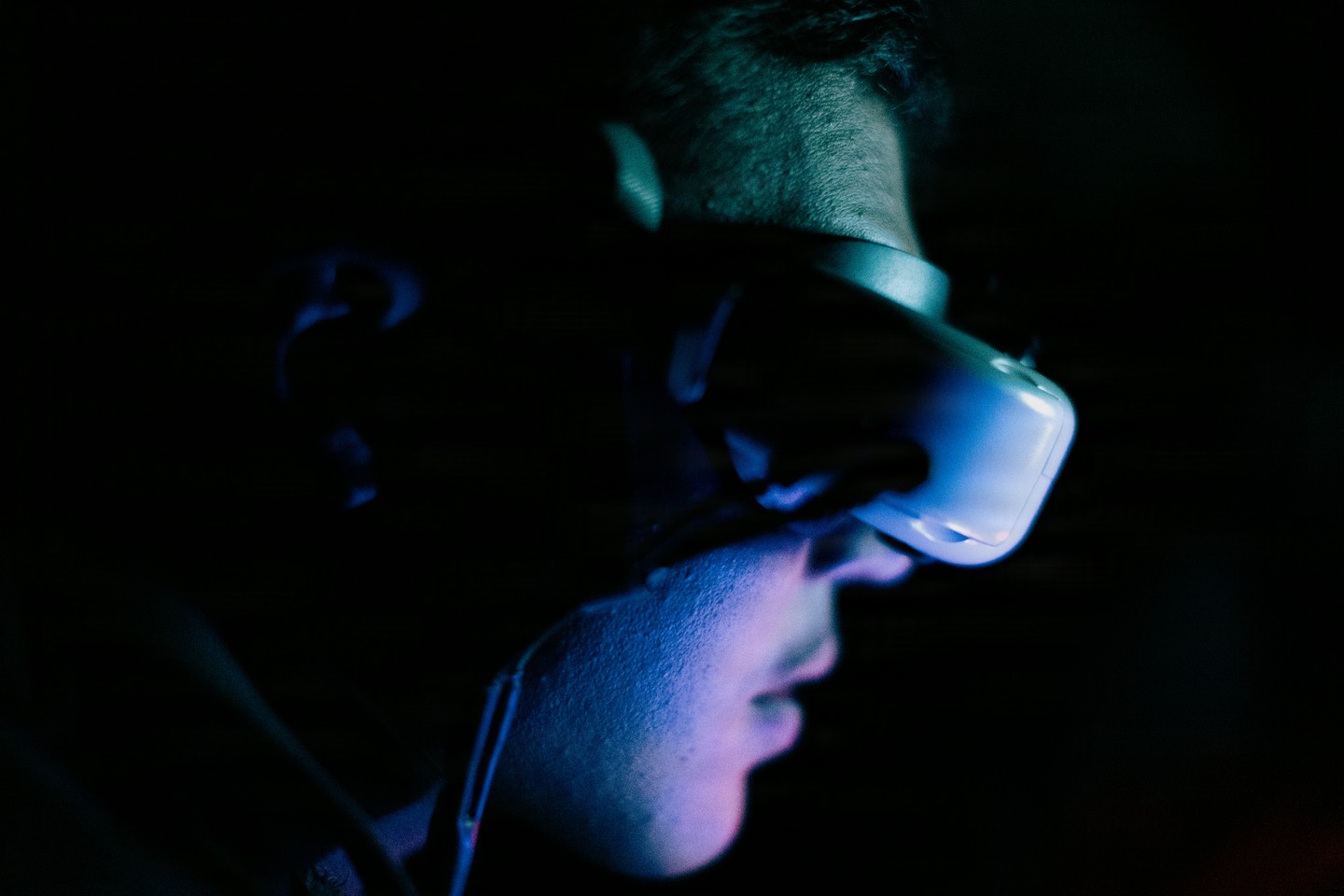 Maneuver warfare means being able to conduct missions anytime, day or night.

In Santiago, Puerto Rico, 22nd MEU (SOC) Marines were trained and certified by 2nd Marine Division and the Marine Corps Attack Drone Team on FPV systems, using the Neros Archer.