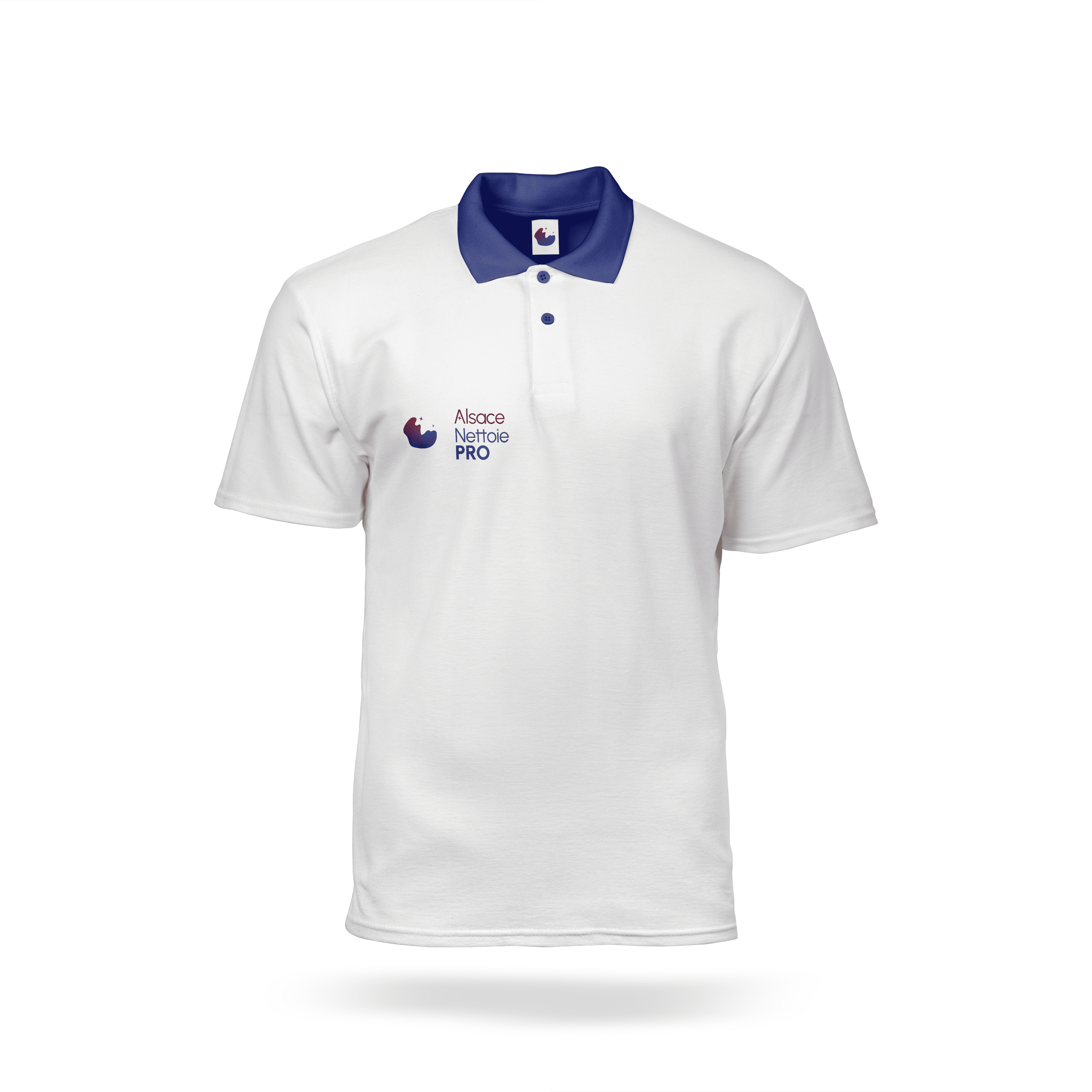 Mockup de mise en avant du logo de Alsace nettoie pro sur un t-shirt, client de lia studio