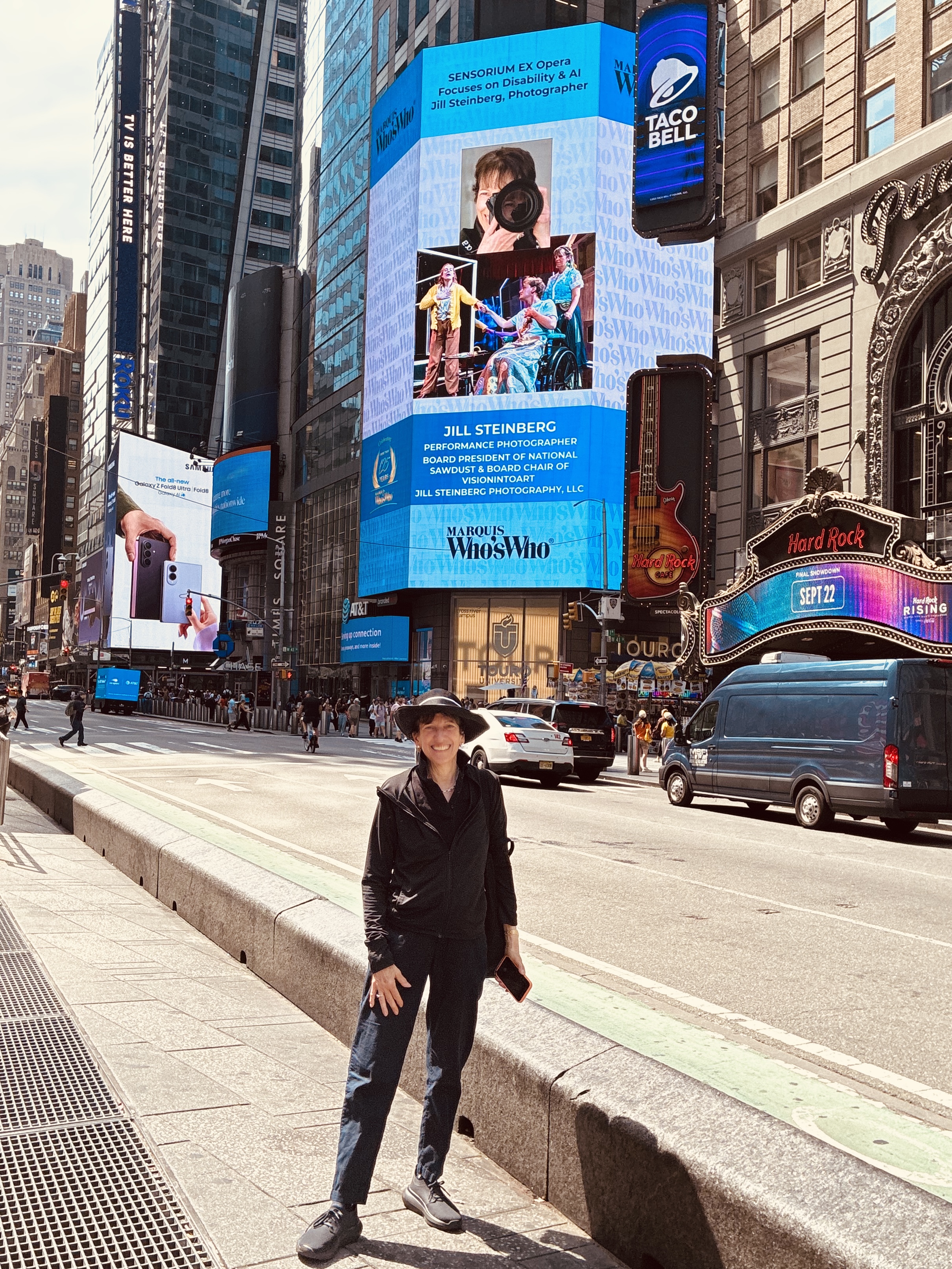 Sensorium Ex Lights Up Times Square!