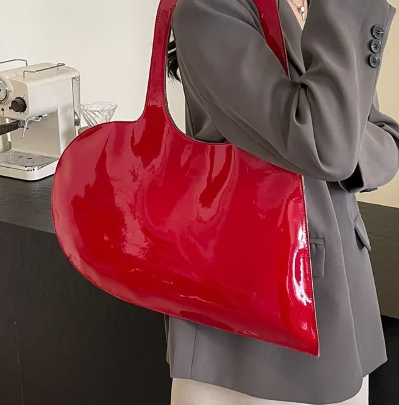 The Heart Throb Bag