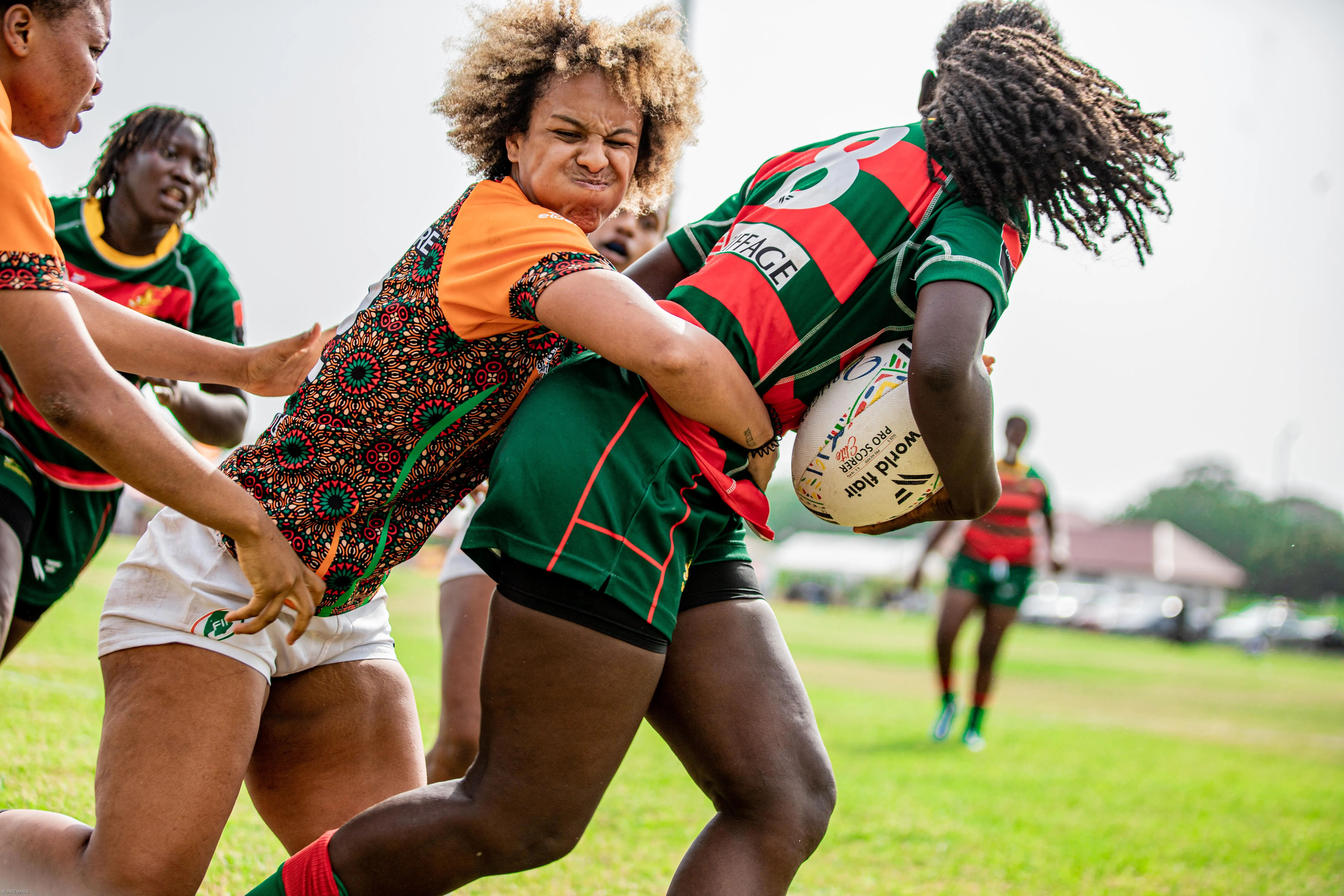 Giants Sail Untroubled to Quarter-finals