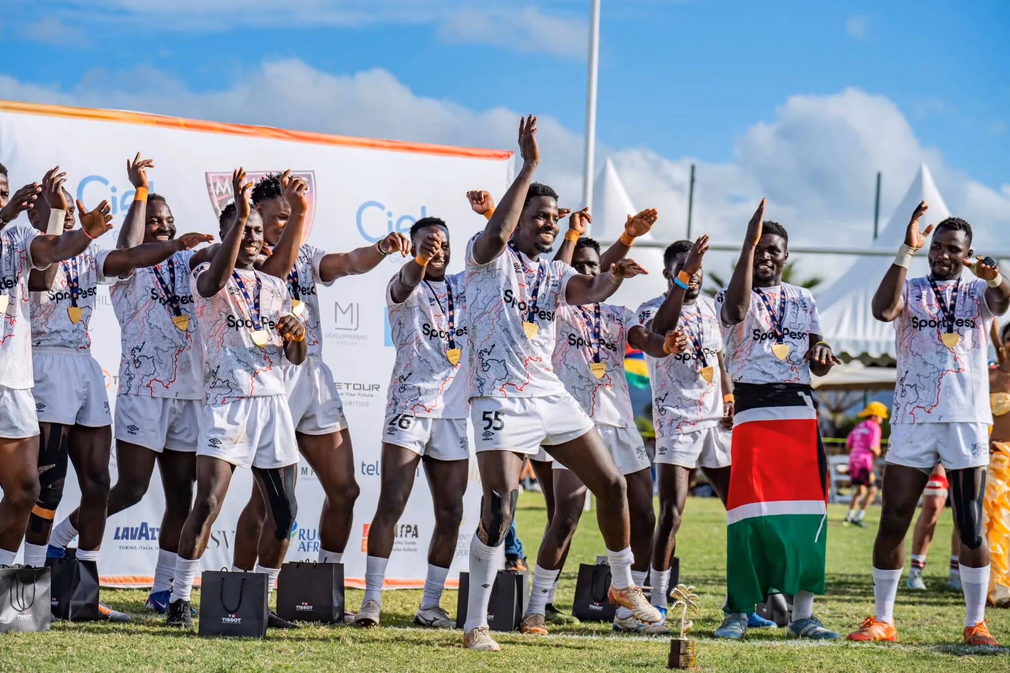Kenya Snatch Africa Men’s Sevens Title From Madagascar With Last-Gasp Drop-Goal in Mauritius