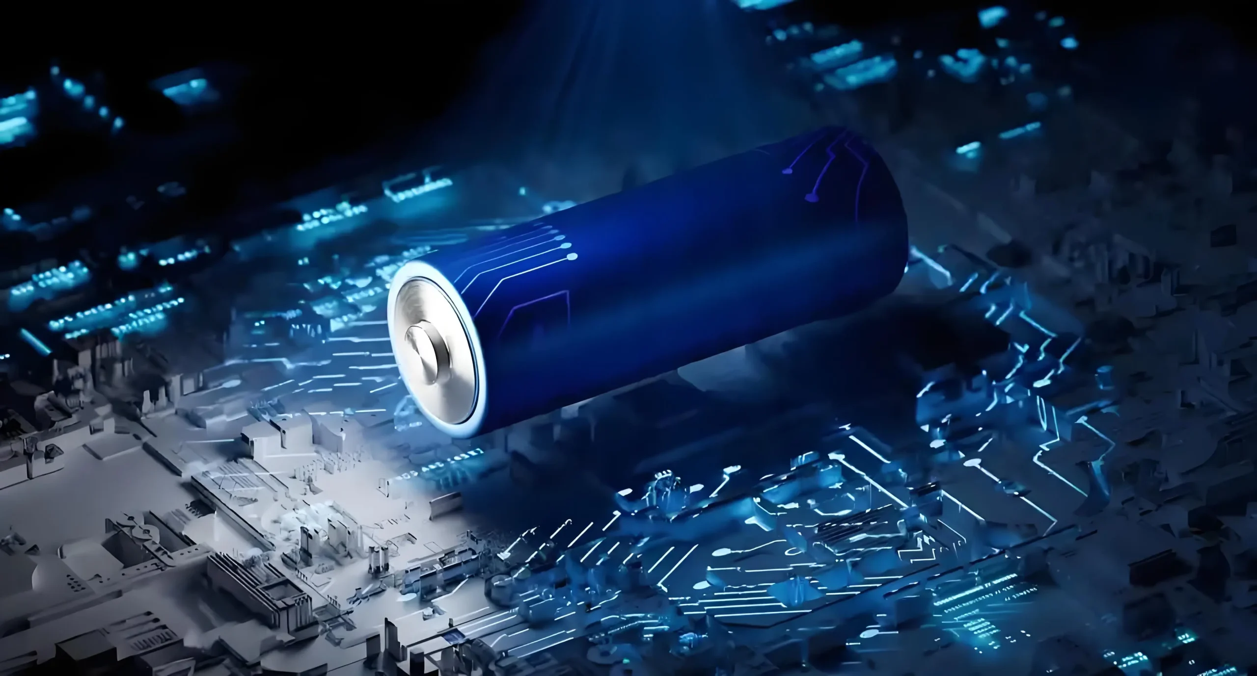 Futuristische Batteriezelle auf einer Hightech-Leiterplatte, sinnbildlich für den Wettbewerb zwischen LFP-, NCM- und Natrium-Ionen-Technologien