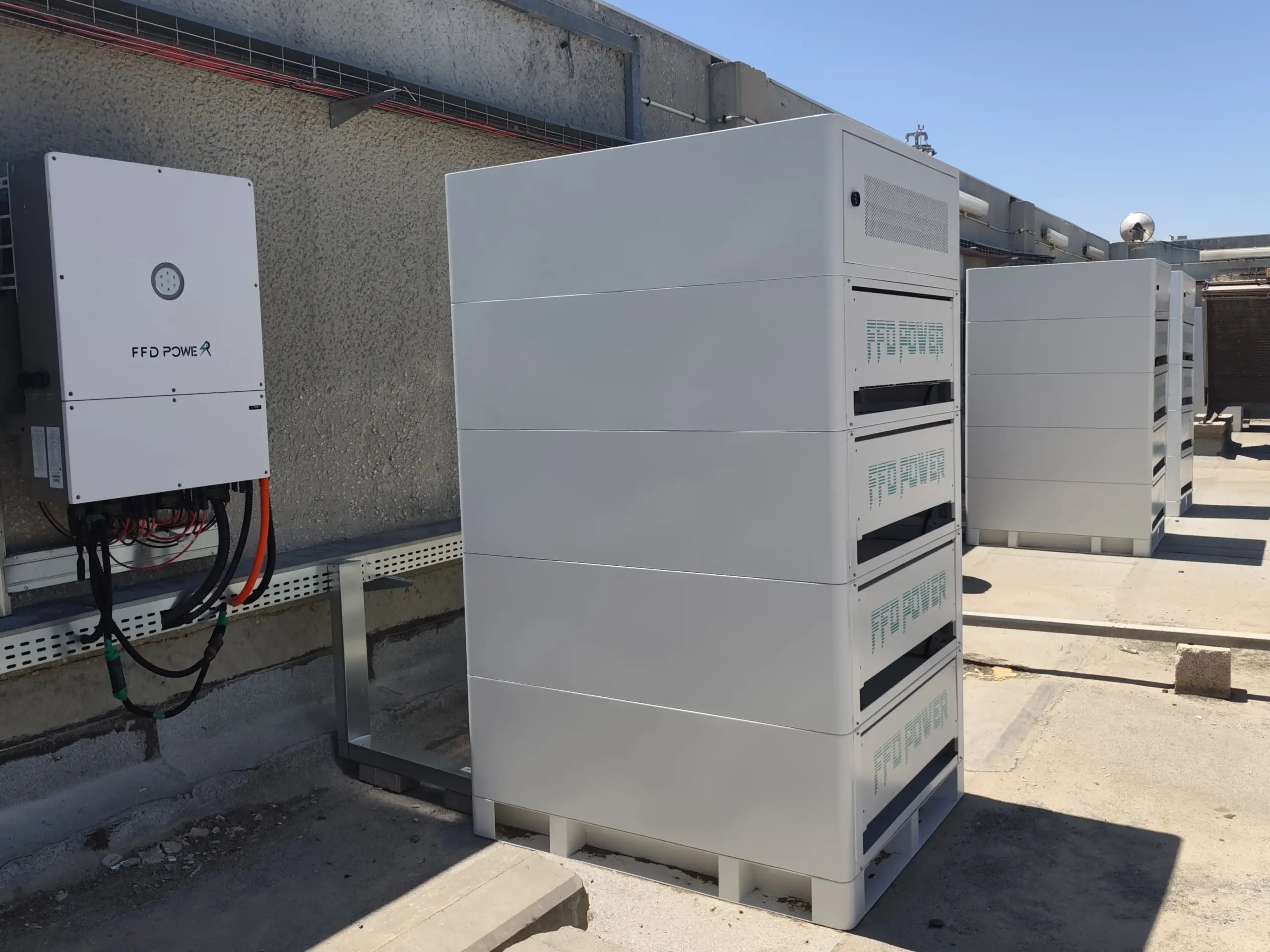 Leichte, abnehmbare Galaxy 208 Einheit, BESS für Solar-plus-Speicher in Israel, passiv gekühltes Energiespeichersystem