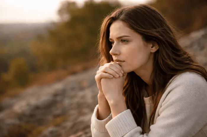 What Does the Bible Say About Fear? (Truth That Brings Courage)