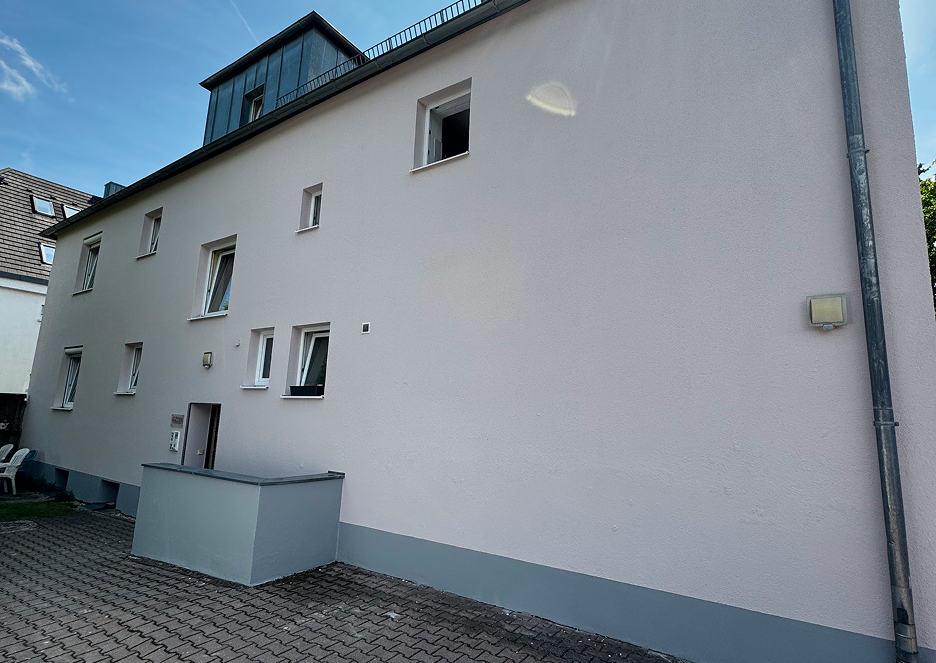 Fassade in Garching nach der Renovierung durch Malermeister Schwemmhuber