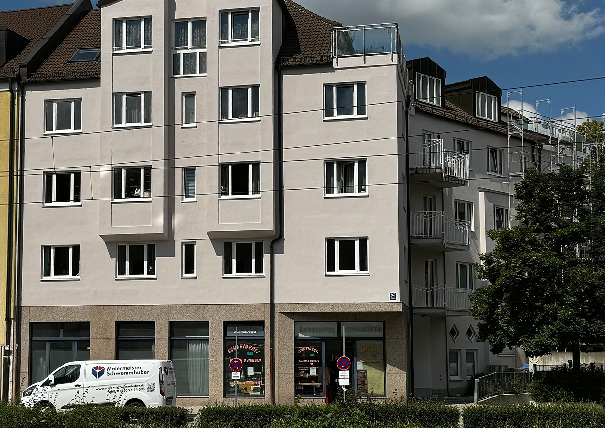 Fassade in München nach der Renovierung durch Malermeister Schwemmhuber