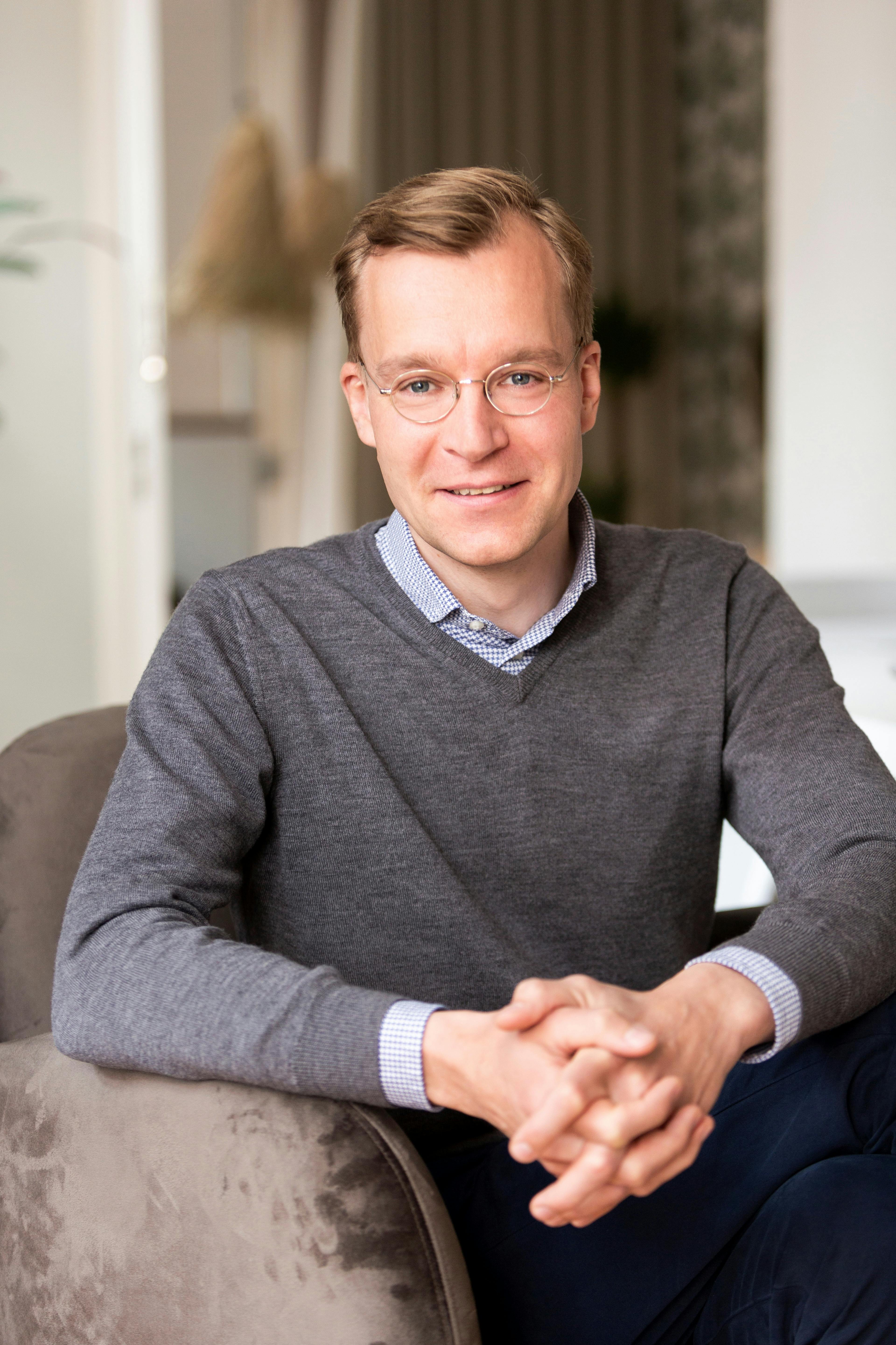 Dr. Jesko Petersen