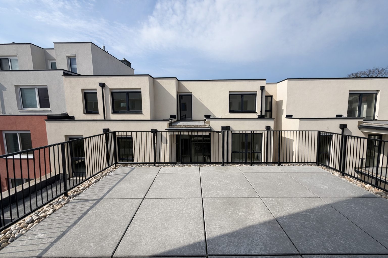 Terrasse – Beispielbild einer vergleichbaren Einheit