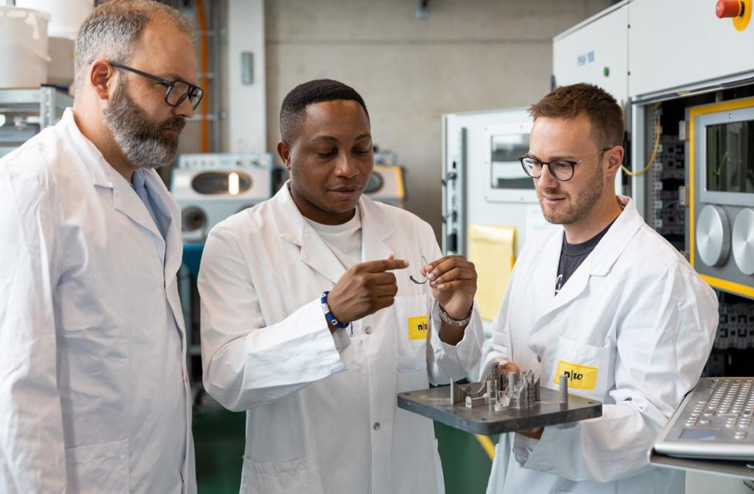 Lab X Technologies Embarks on a Pioneering Internship in Switzerland, Advancing 3D Printing for Medical Implants